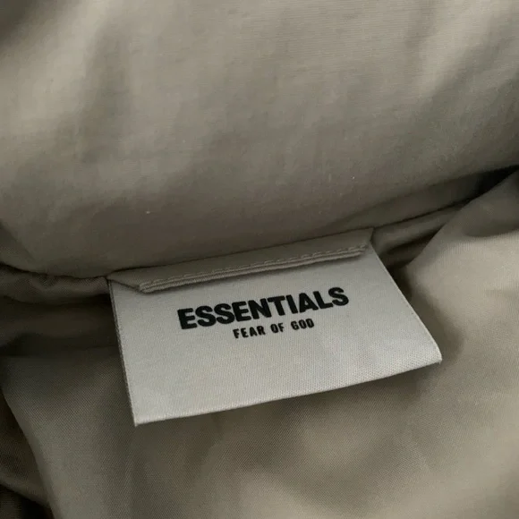 F.O.G - Essentials Puffer Jacket - Picture 3 of 8